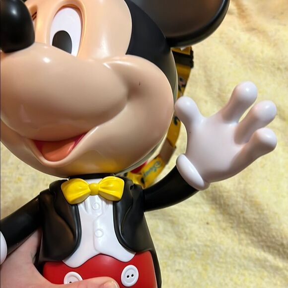 Mickey Mouse Disney talking pop corn bucket - Picture 8 of 8